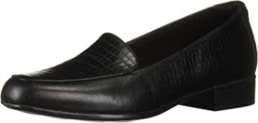 Mocasín Juliet Lora De Mujer En Piel De Cocodrilo Negra Clarks