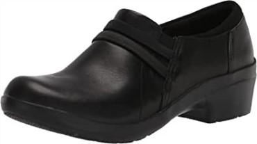 Mocasín Mujer Clarks Estilo Angie En Piel Negra