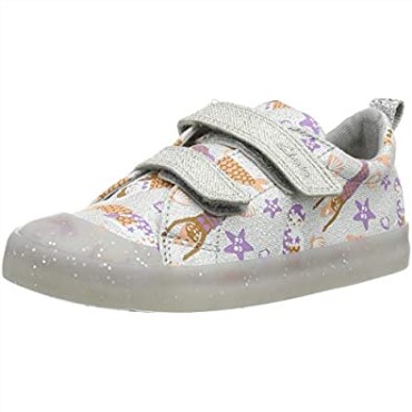Zapatilla Clarks Plata Lona Bebé Niñas Foxing Print T Sneaker Niño