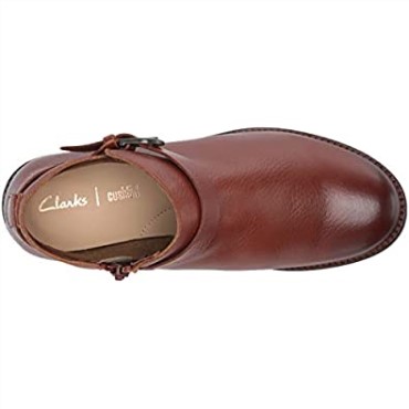Clarks Botas De Moda Demi Tono Para Mujer Ante Marrón Tostado Británico