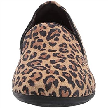 Clarks Gracelpair Mocasín Plano Para Mujer