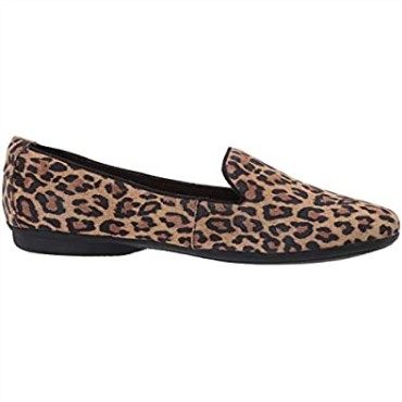 Clarks Gracelpair Mocasín Plano Para Mujer