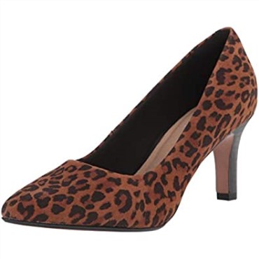 Zapatos De Salón Con Tulipán Illeana De Clarks Para Mujer En Ante De Leopardo Tostado Oscuro