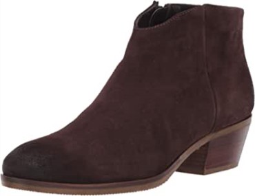 Mila Mito Clarks