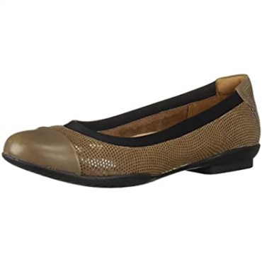 Pebble Interest Nubuck Neenah Garden Bailarinas Planas Clarks Para Mujer