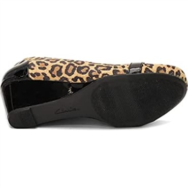 Zapatos De Salón Flores Poppy De Clarks En Ante De Leopardo Color Canela Para Mujer