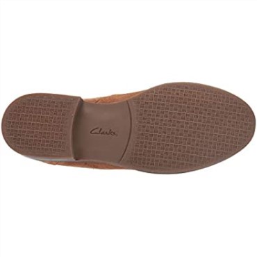 Botines Clarks Camzmaple De Mujer En Ante Tostado