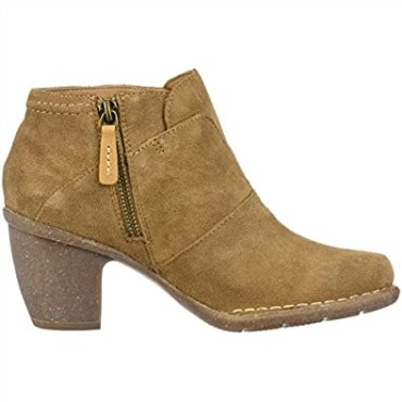 Botas Clarks Carleta York De Ante Tostado Para Mujer