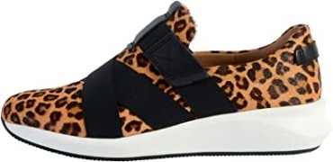 Un Rio Zapatos De Cuero Con Correa Estampado De Leopardo Clarks
