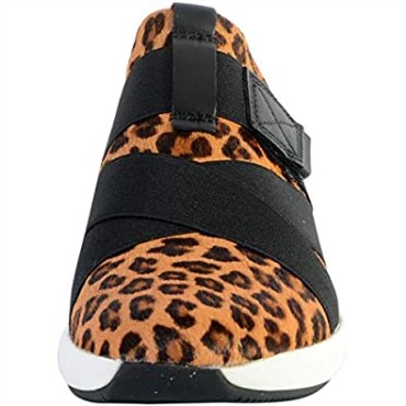 Un Rio Zapatos De Cuero Con Correa Estampado De Leopardo Clarks