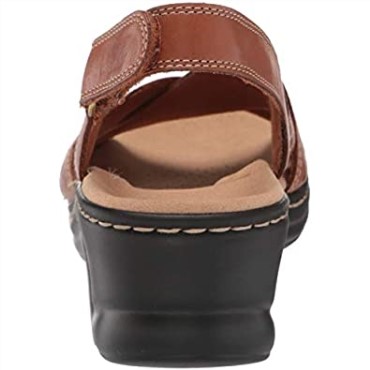 Sandalia Plana Mujer Lexi Perla Clarks Cuero Tostado Oscuro