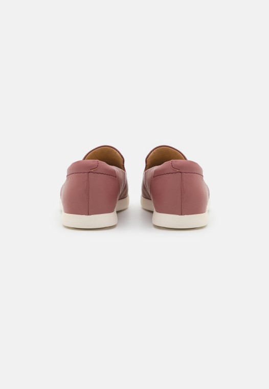 Zapatillas Sin Cordones Clarks Ace Lite Malva