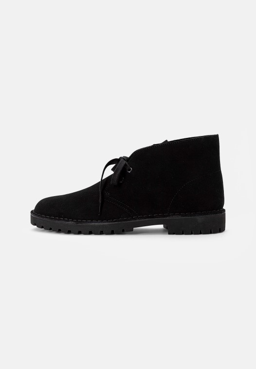 Botines Negros Con Cordones Desert Rock De Clarks