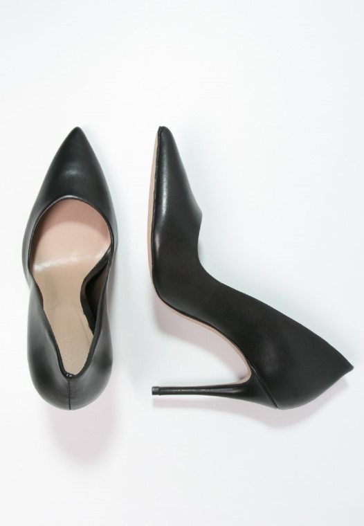Tacones Negros Clarks Cassedy