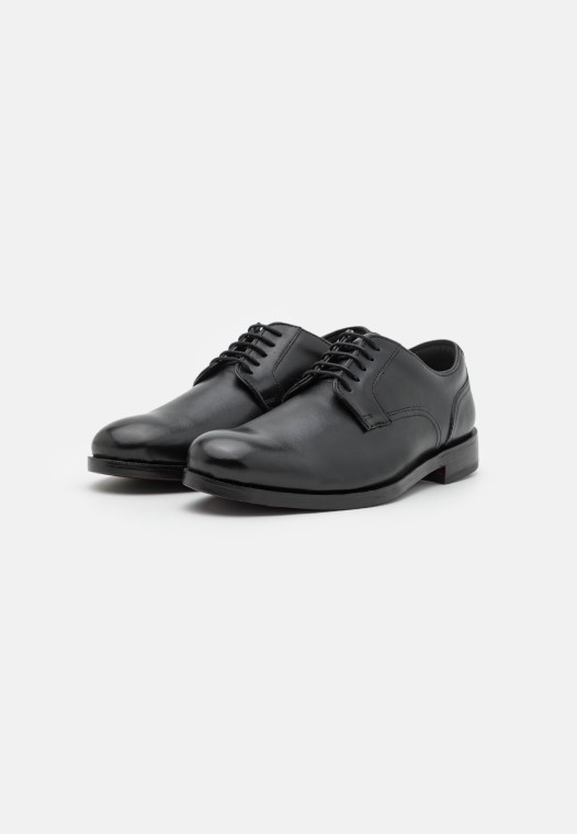 Zapatos Con Cordones Clarks Craftdean Negro