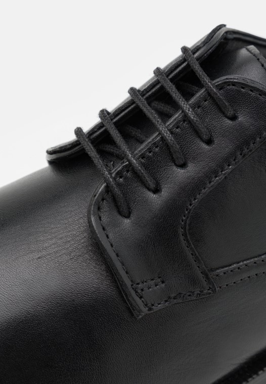 Zapatos Con Cordones Clarks Craftdean Negro