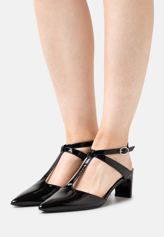 Tacones Negros Clasicos Clarks