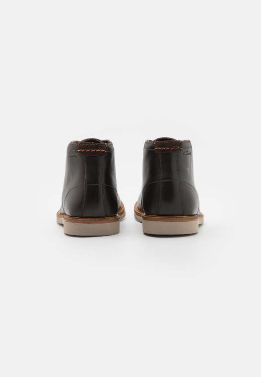 Marrón Oscuro Clarks Atticus Mid Casual Con Cordones