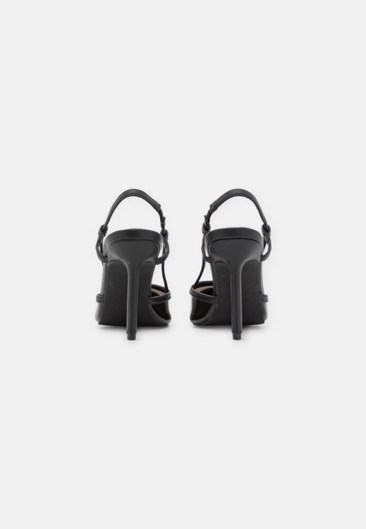 Tacones Clasicos Negros Clarks