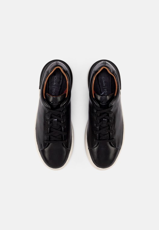 Zapatillas Clarks Court Lite Negras Con Cordones