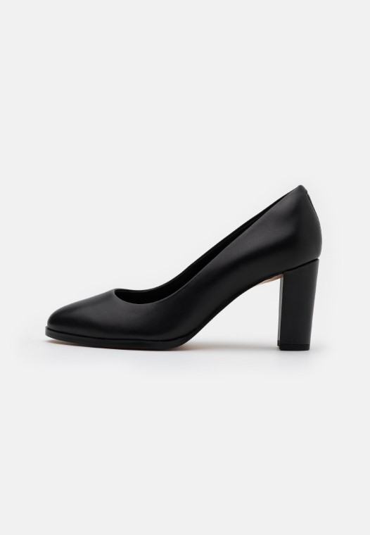 Negro Kaylcara Clásico Tacones Clarks