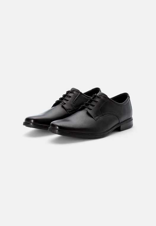 Zapatos De Cordones Negros Clarks Howard Walk