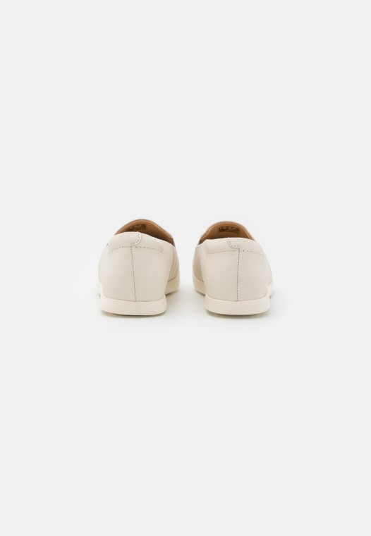 Zapatillas Sin Cordones Ace Lite Blancas Clarks