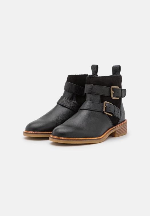 Botines Negros Con Hebilla Cologne De Clarks