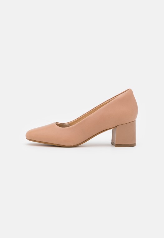 Pura Corte Tacones Clásicos Praliné Clarks