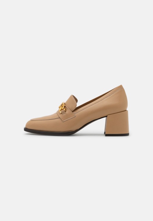 Megan Classic Tacones Clarks Arena
