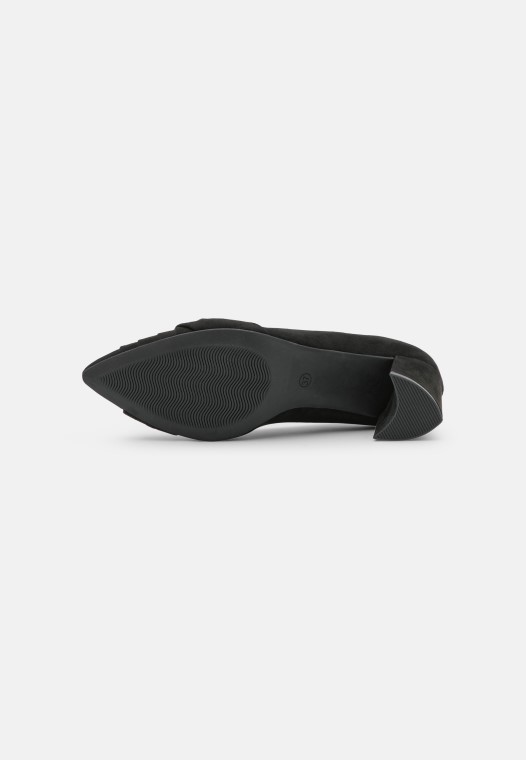 Tacos Negros Clarks Lisos Clasicos