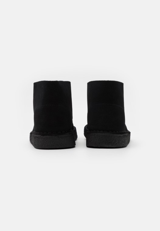Desierto Carbón Casual Con Cordones Clarks Negro