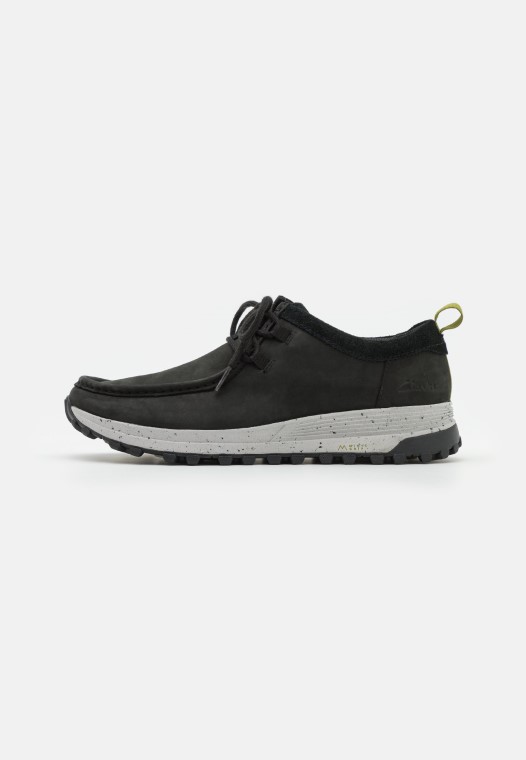 Zapatos Con Cordones Casuales Clarks Atl Trek Wally Negros