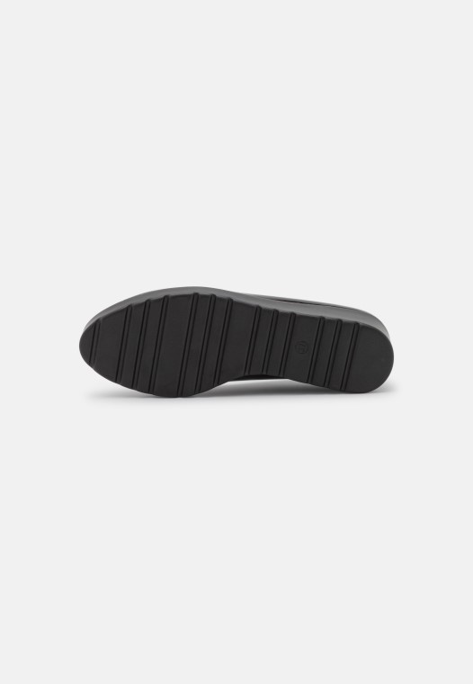 Tacos De Plataforma Negros Clarks