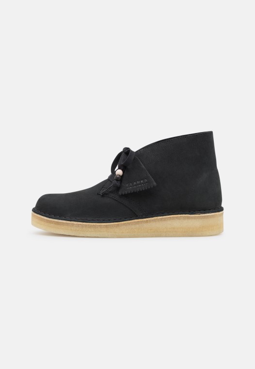 Zapatos Con Cordones Desert Carbon Black Clarks