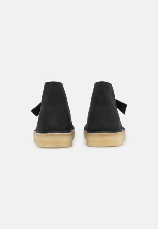 Zapatos Con Cordones Desert Carbon Black Clarks