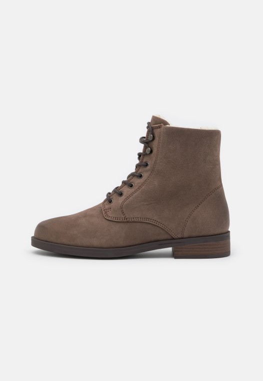 Botines Con Cordones Clarks Taupe Memi Lace