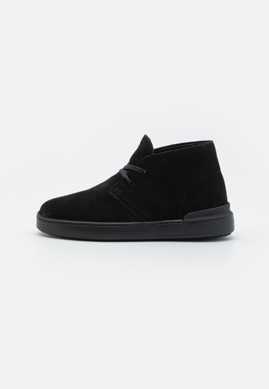 Negro Corte Lite Casual Con Cordones Clarks