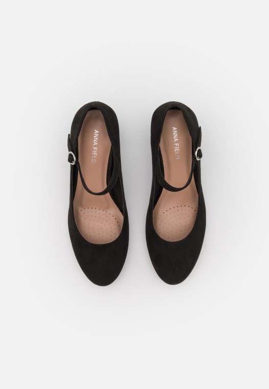 Tacones Negros Clarks Clasicos