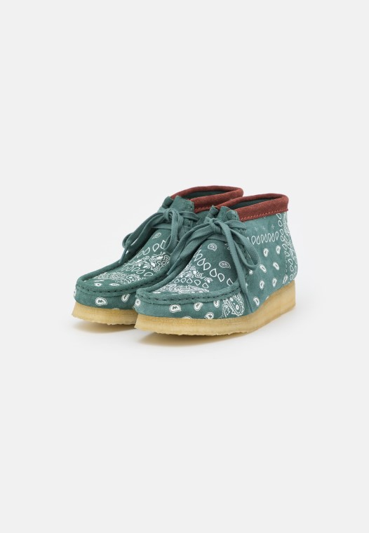 Clarks Wallabee Casual Con Cordones Verdes