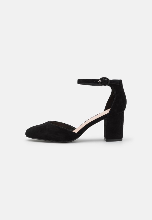 Tacos Clasicos De Cuero Negro Clarks