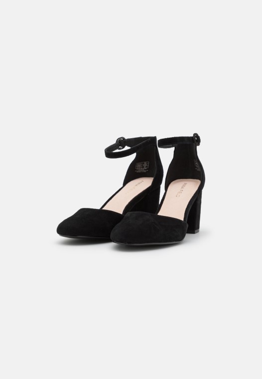 Tacos Clasicos De Cuero Negro Clarks