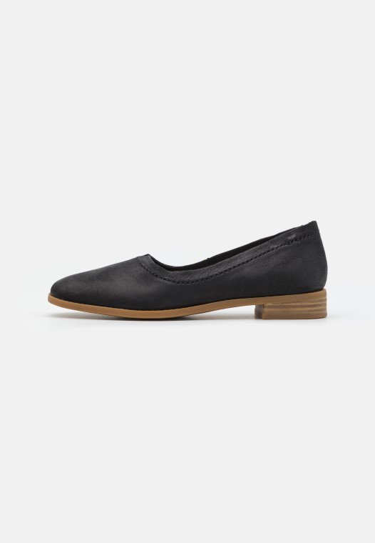 Zapatillas Sin Cordones Pure Walk Negro Clarks