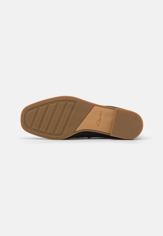 Zapatillas Sin Cordones Pure Walk Negro Clarks