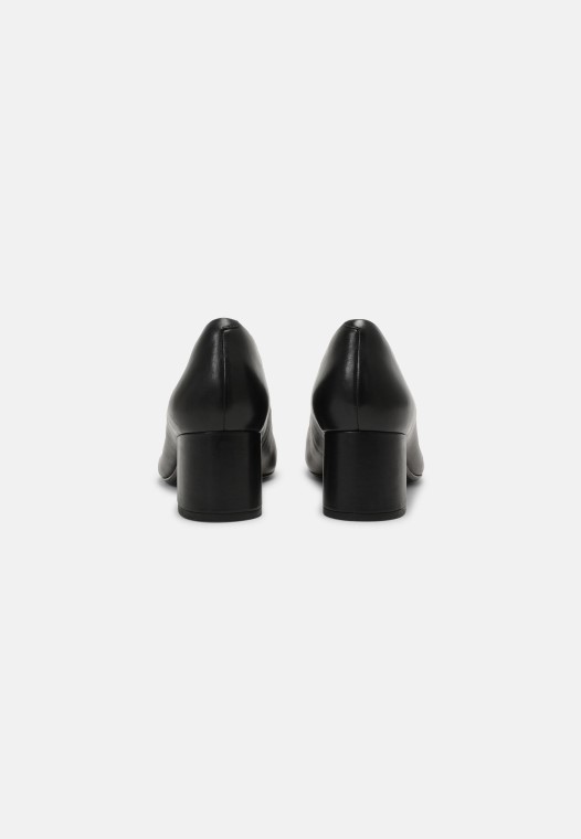 Tacones Negros Clarks Sheer Court