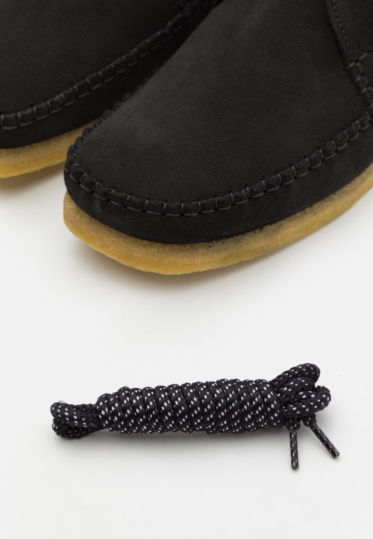 Tejedor Casual Con Cordones Clarks Negro