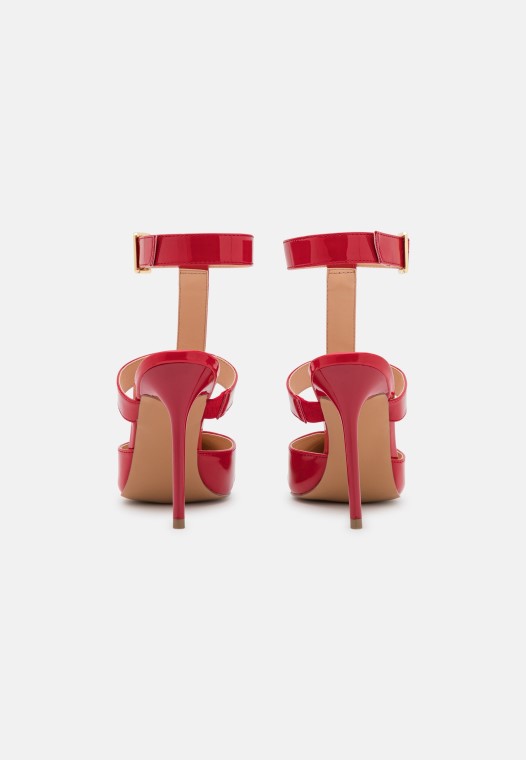 Tacones Clarks Clasicos Rojos