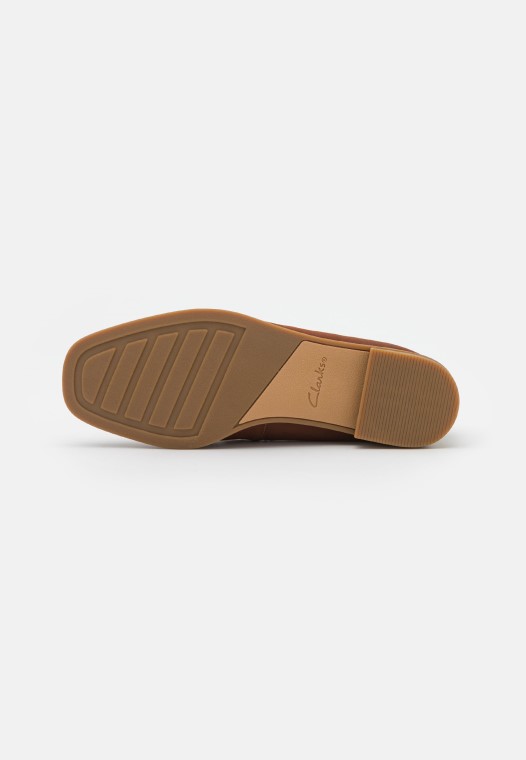 Zapatillas Sin Cordones Pure Hall Tan Clarks
