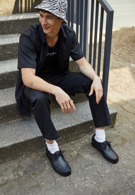 Wallabee Casual Con Cordones Negro Clarks