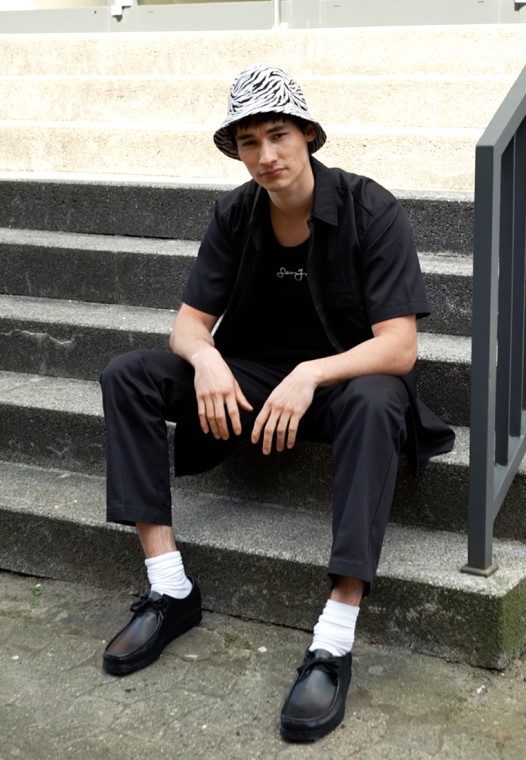 Wallabee Casual Con Cordones Negro Clarks